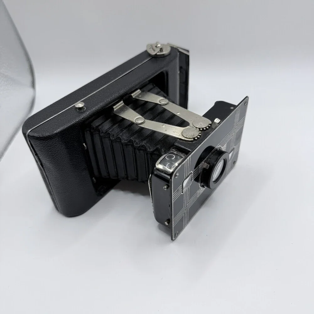 Antique Folding Bellows Camera JIFFY KODAK SIX-20 Clean Clear Glass ART DECO
